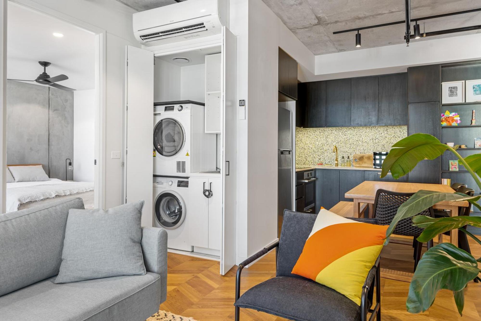 Living Luxury Apartment *